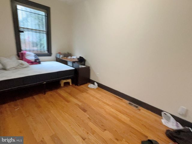 1905 N 18TH ST, Philadelphia, PA 19121