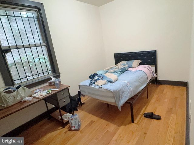 1905 N 18TH ST, Philadelphia, PA 19121