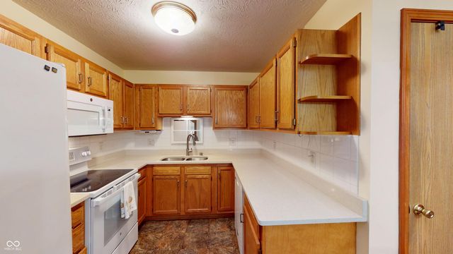 8312 Windovers Drive, Indianapolis, IN 46259