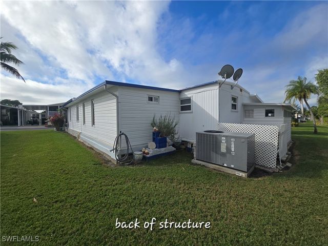 23 Enchanting BLVD E23, Naples, FL 34112