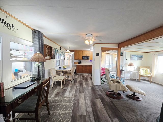 23 Enchanting BLVD E23, Naples, FL 34112