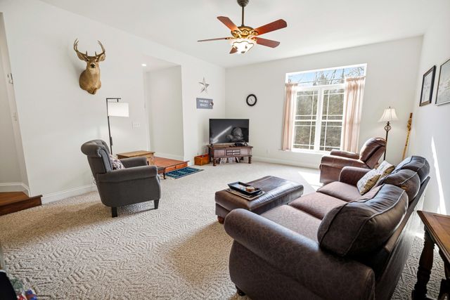 135 Methodist Drive, Whitley City, KY 42653