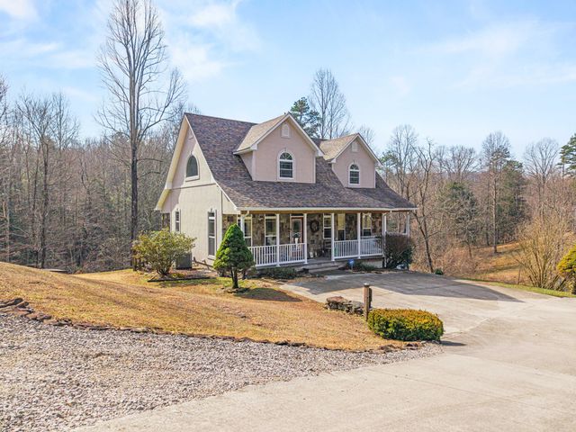 135 Methodist Drive, Whitley City, KY 42653