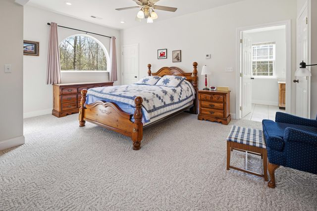 135 Methodist Drive, Whitley City, KY 42653