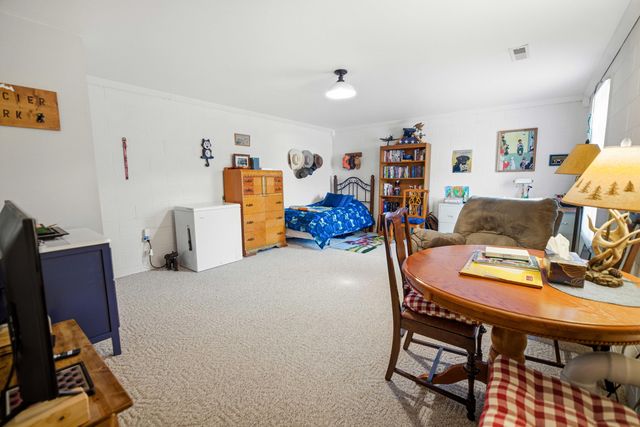 135 Methodist Drive, Whitley City, KY 42653