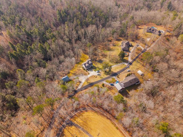 135 Methodist Drive, Whitley City, KY 42653