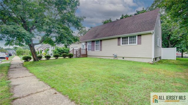 24 Mercury Circle, Old Bridge, NJ 08879
