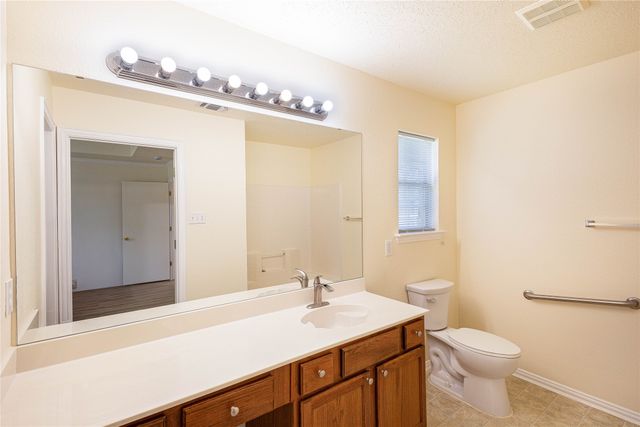 1304 W Mitchell Street, Arlington, TX 76013