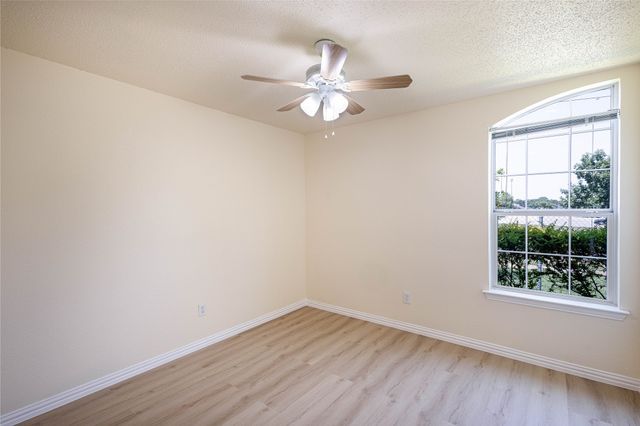 1304 W Mitchell Street, Arlington, TX 76013