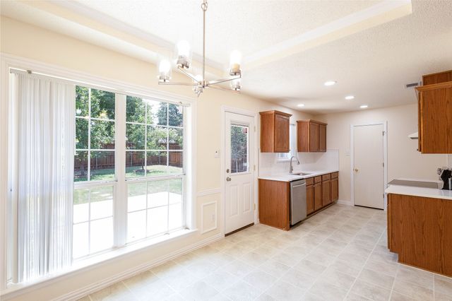 1304 W Mitchell Street, Arlington, TX 76013
