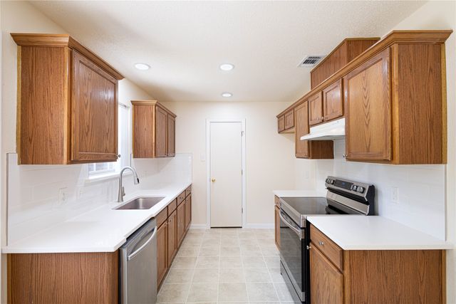 1304 W Mitchell Street, Arlington, TX 76013