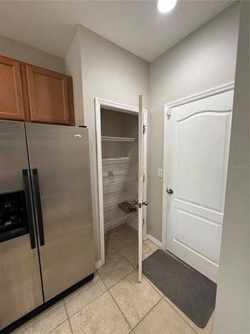 5032 WHITE SANDERLING COURT, Tampa, FL 33619
