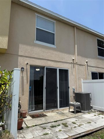 5032 WHITE SANDERLING COURT, Tampa, FL 33619