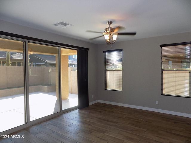 4967 S Bridal Vail Drive, Gilbert, AZ 85298