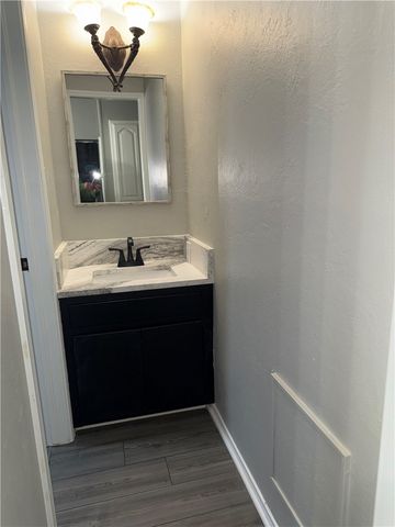 714 W 18th Terrace, Russellville, AR 72801