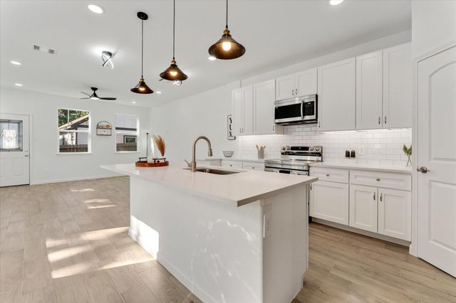 11380 Underwood Street, Willis, TX 77318