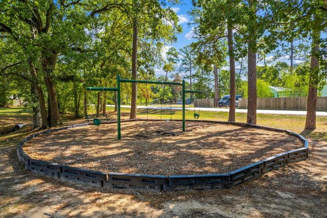 11380 Underwood Street, Willis, TX 77318