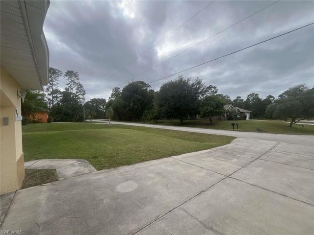 849 Ferndale AVE S, Lehigh Acres, FL 33974
