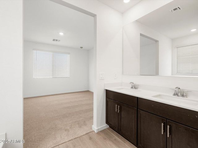 32929 N Claret Court, San Tan Valley, AZ 85143