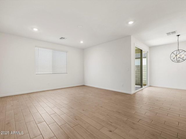 32929 N Claret Court, San Tan Valley, AZ 85143