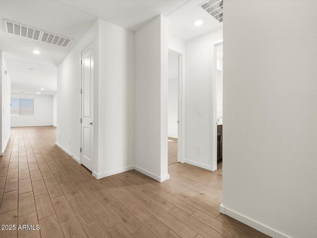 32929 N Claret Court, San Tan Valley, AZ 85143