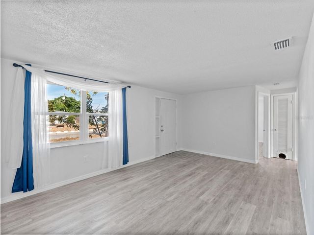 4848 PICTURE AVENUE, Holiday, FL 34690