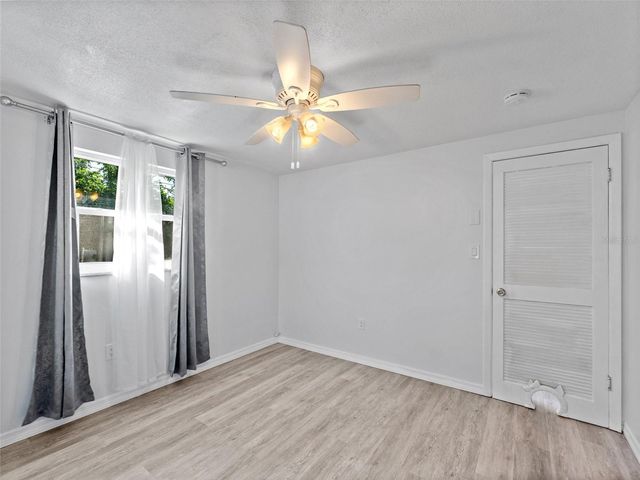 4848 PICTURE AVENUE, Holiday, FL 34690