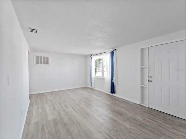 4848 PICTURE AVENUE, Holiday, FL 34690