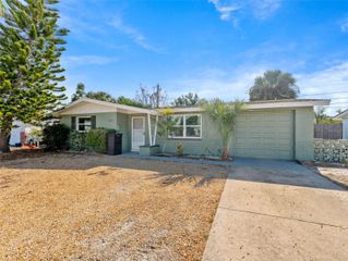 4848 PICTURE AVENUE, Holiday, FL 34690