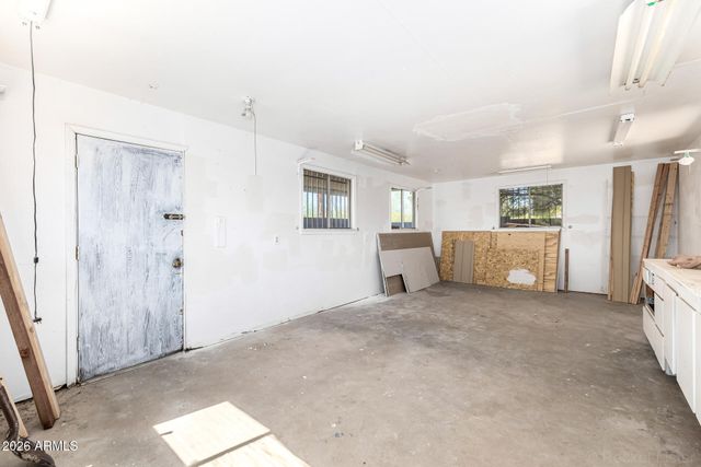 4344 E SHEA Boulevard, Phoenix, AZ 85028