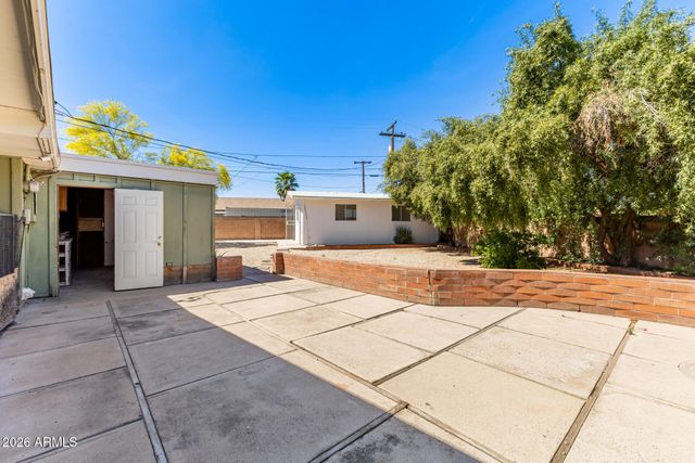 4344 E SHEA Boulevard, Phoenix, AZ 85028