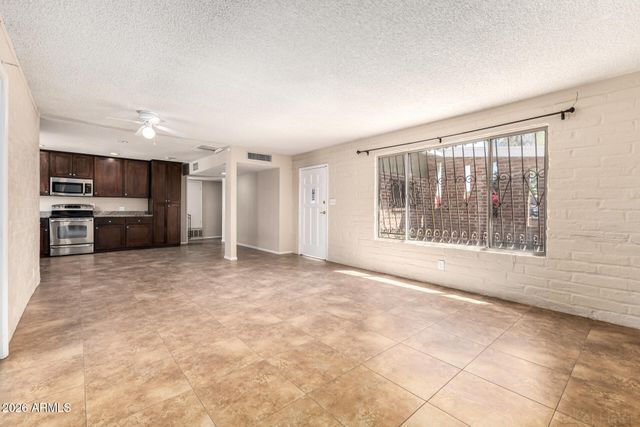 4344 E SHEA Boulevard, Phoenix, AZ 85028