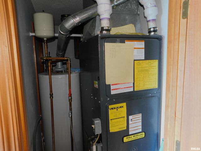 35 Galahad Drive, Rochester, IL 62563