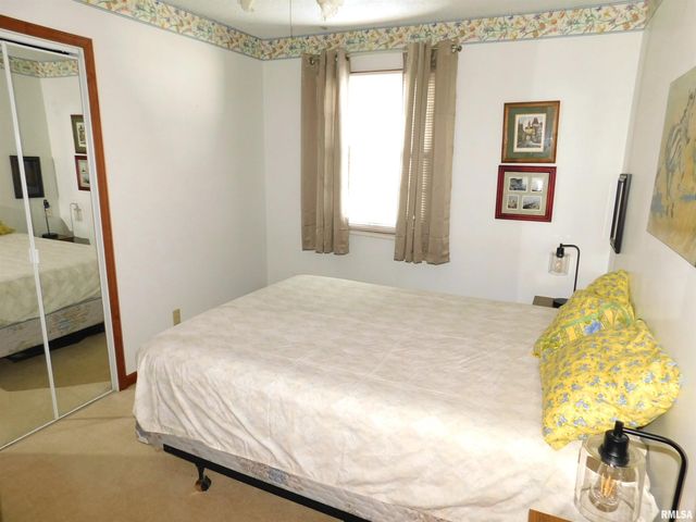 35 Galahad Drive, Rochester, IL 62563