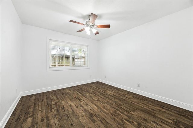 12633 Memorial Drive 227, Houston, TX 77024
