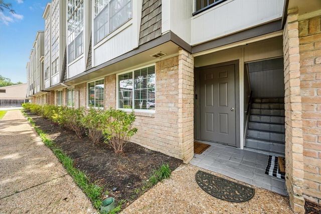 12633 Memorial Drive 227, Houston, TX 77024