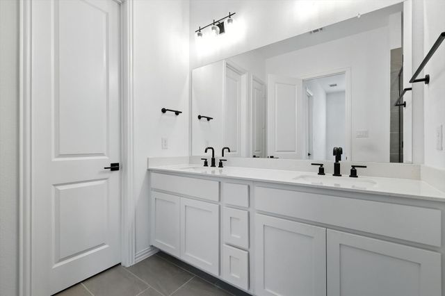 4352 Henderson Avenue, North Richland Hills, TX 76180