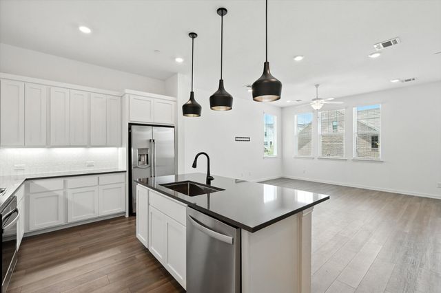 4352 Henderson Avenue, North Richland Hills, TX 76180