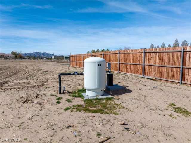 1580 North Blagg Road, Pahrump, NV 89060