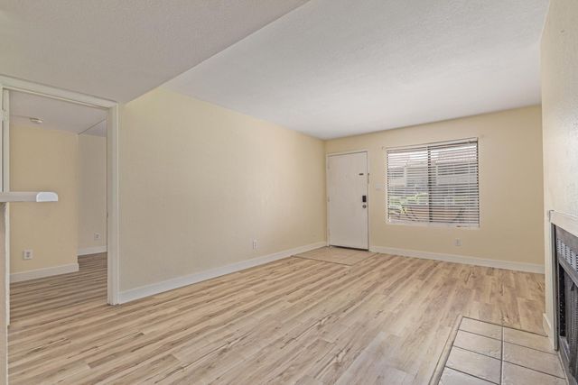 5995 N 78TH Street 1037, Scottsdale, AZ 85250