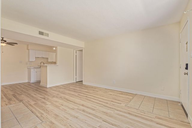 5995 N 78TH Street 1037, Scottsdale, AZ 85250