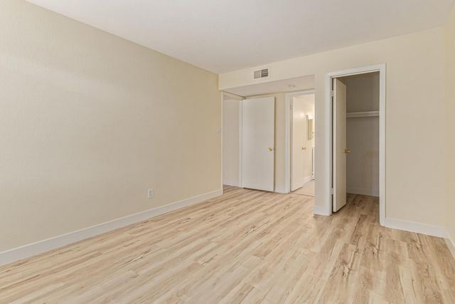 5995 N 78TH Street 1037, Scottsdale, AZ 85250