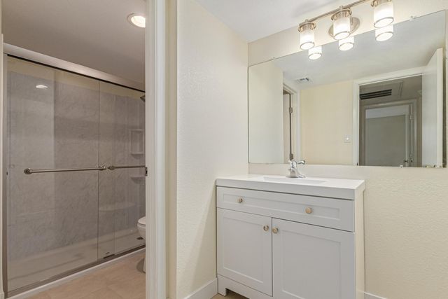 5995 N 78TH Street 1037, Scottsdale, AZ 85250