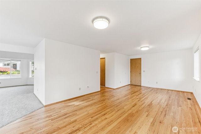 2829 SW 349th Place, Federal Way, WA 98023