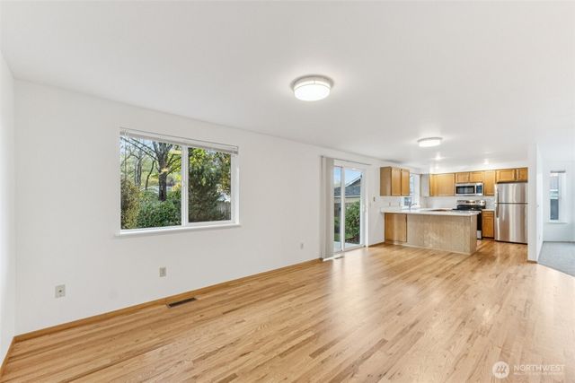 2829 SW 349th Place, Federal Way, WA 98023