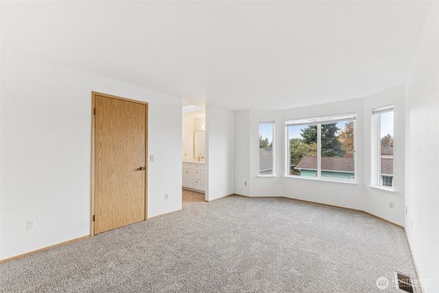 2829 SW 349th Place, Federal Way, WA 98023