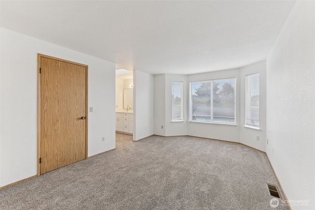 2829 SW 349th Place, Federal Way, WA 98023