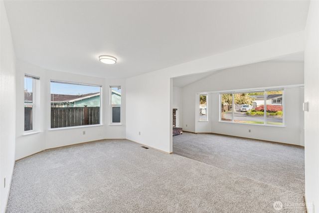 2829 SW 349th Place, Federal Way, WA 98023