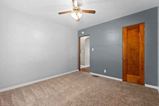 19 Price Avenue, Erlanger, KY 41018