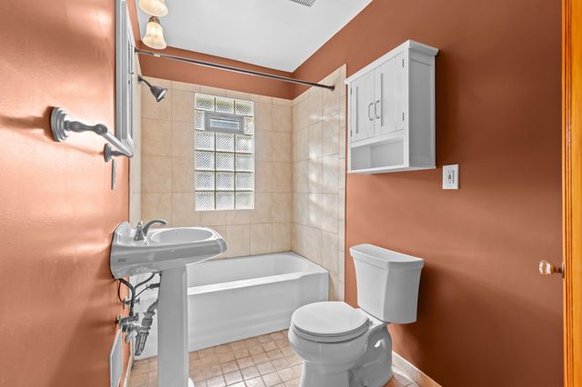 19 Price Avenue, Erlanger, KY 41018